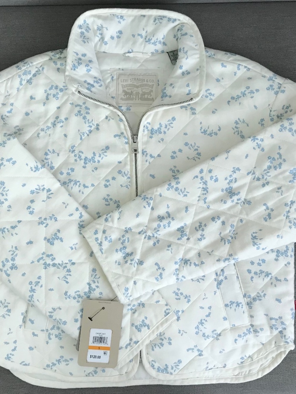 Levi's Floral Women's Quilted Short Liner Zipper Jacket NWT Size S